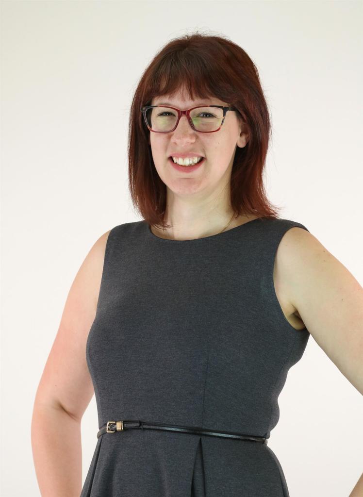 Stacy Jeziorowski Headshot